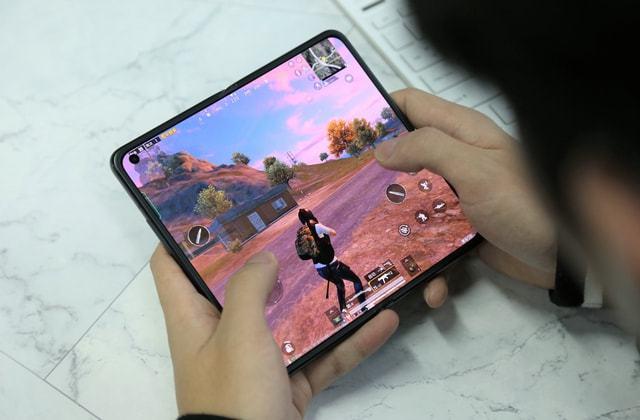 和平精英辅助【雷神/原小迪直装V1.4】稳定防封 人物透视 漏打自瞄 地铁逃生 锁死自瞄 物资显示 人物距离 组队显示